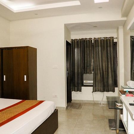 Hotel Centra Inn 新德里 外观 照片