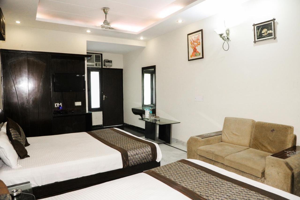 Hotel Centra Inn 新德里 外观 照片